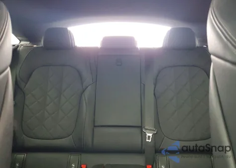 2023 BMW X6 xDrive40I z USA, uszkodzony, nr VIN 5UXCY6C00P9N92430